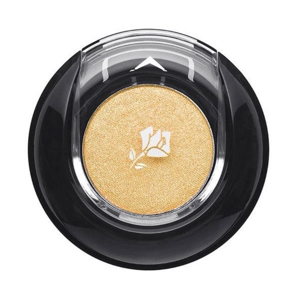 💖 Host Pick 💖 Lancôme
LOOK at all of this! (ea page has more!) 
Cosmetics Bundle - Picture 4 of 16